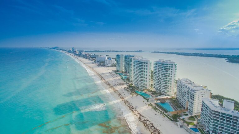 Best Time to Visit Cancun: The Real Numbers